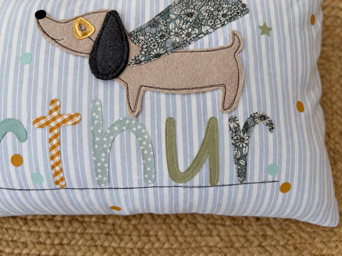 Superheld Dackel Kissen mit Namen | Kinderkissen personalisiert | Namenskissen | Geschenk zur Geburt | Taufe | Geburtstag | Kissen Superheld
