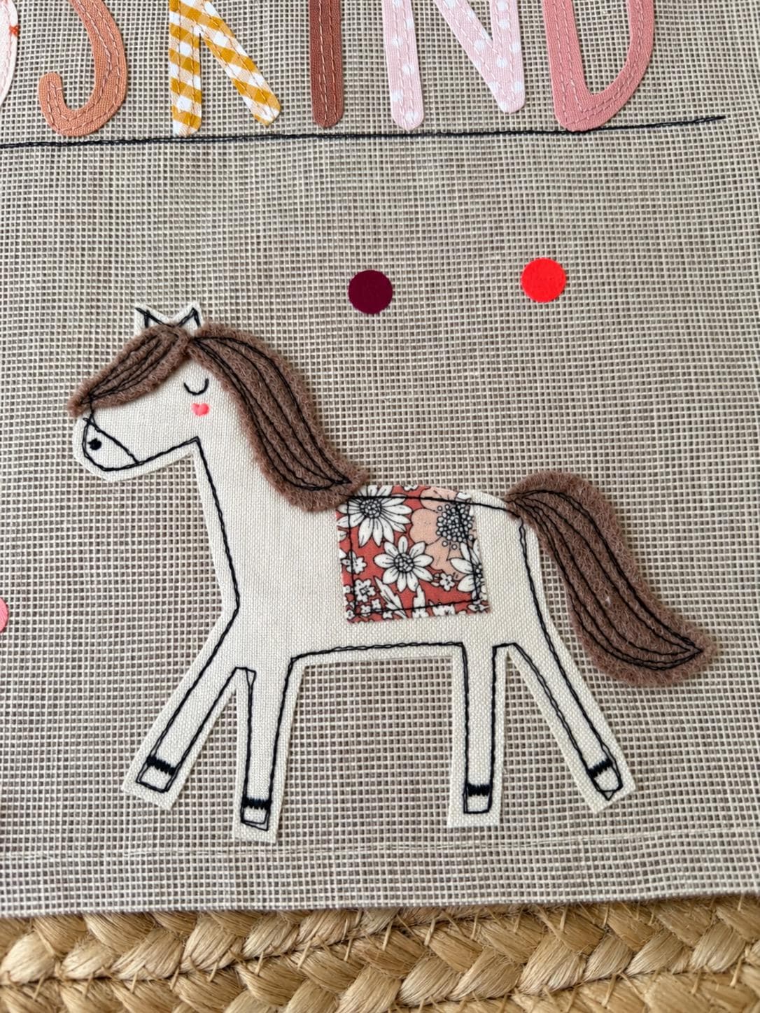 Geburtstagstischset mit Pferd | Tischset Geburtstagskind | Platzset Kindergeburtstag | Stoff Tischset mit Wimpelgirlande | Geburtstagsdeko